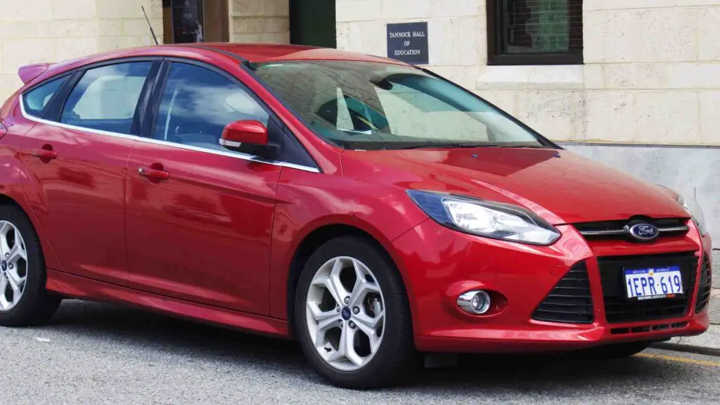 Is Ford Focus Discontinued in 2022? Which models replace this?