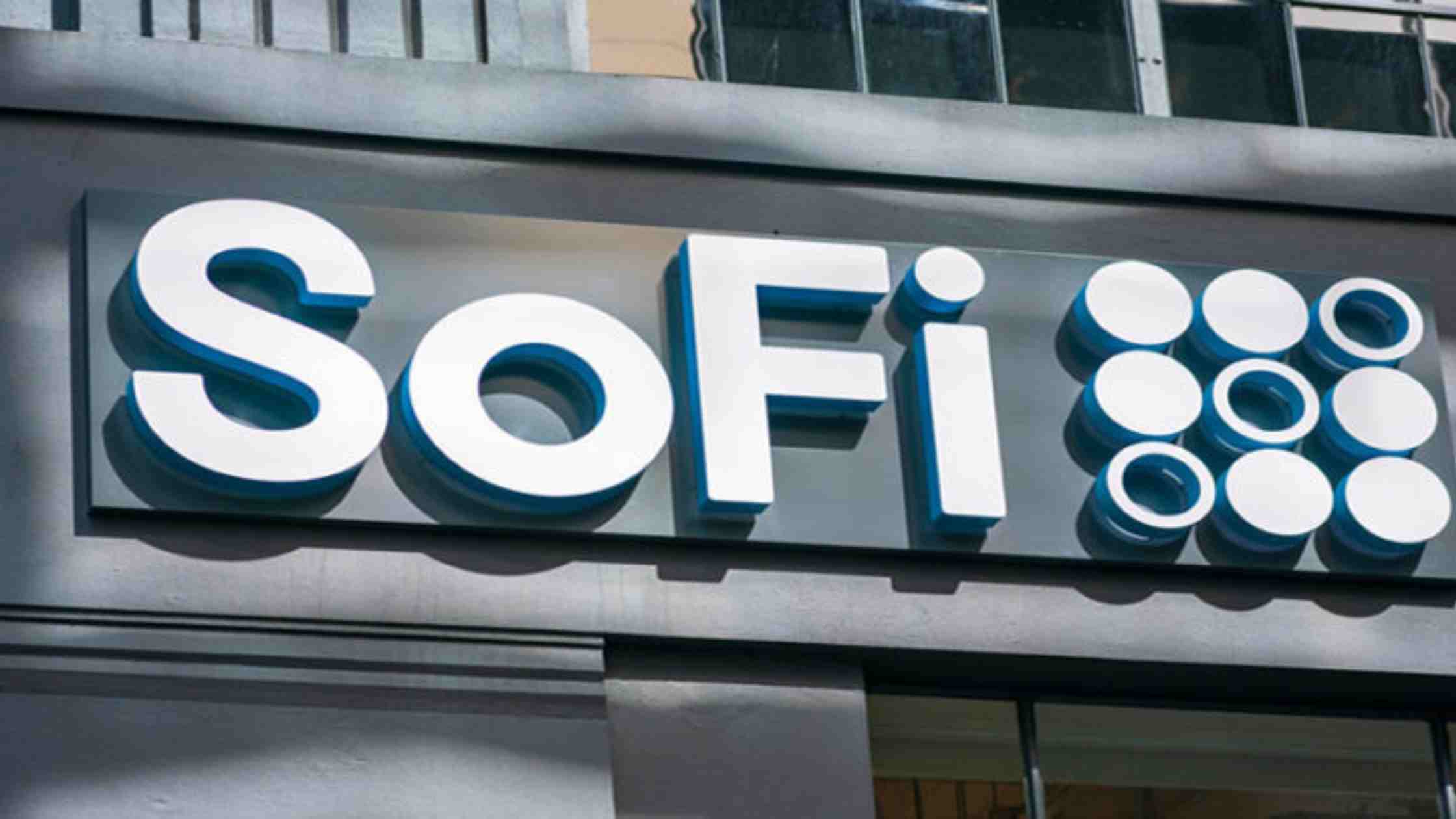 Is Sofi a Good Investment for 2023? - Is it long term Growth Stock?