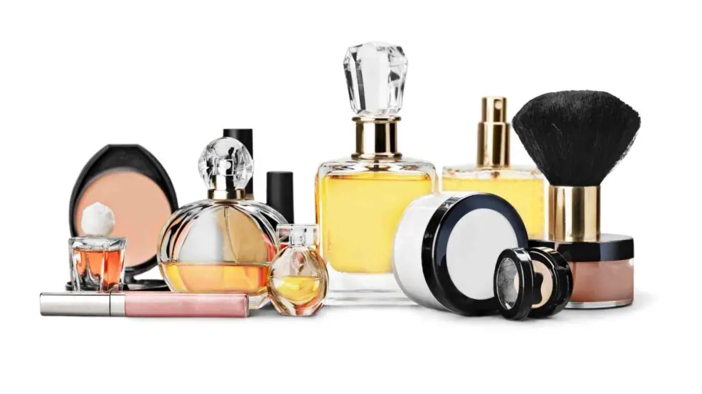 List of Estee Lauder Discontinued Perfume 