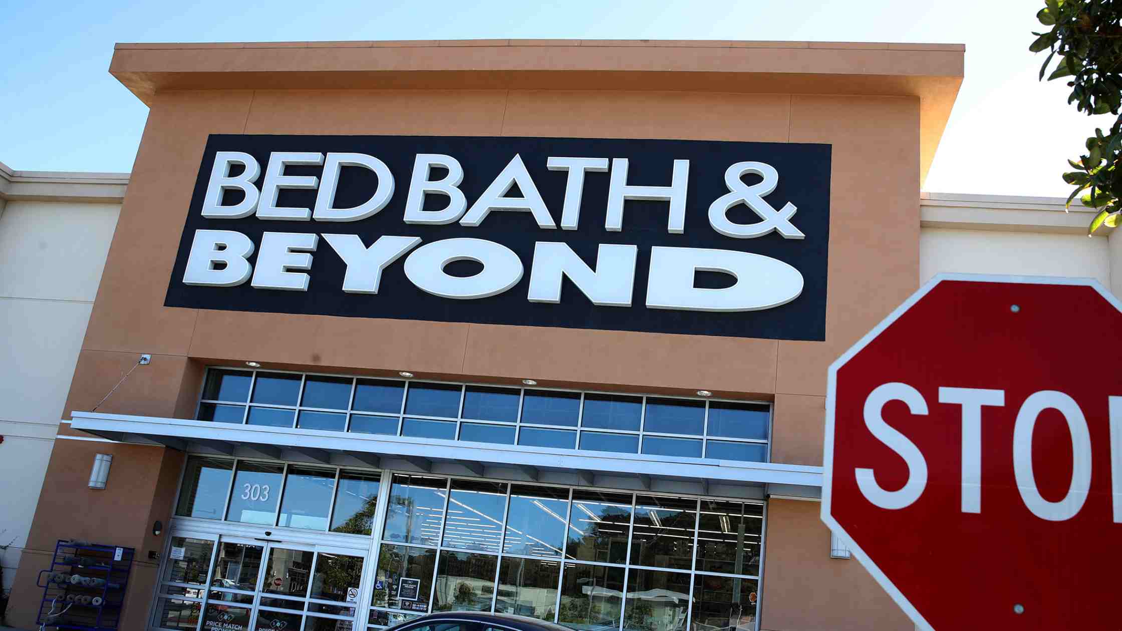 Bed Bath & Beyond store closing