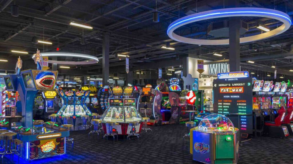 Is Dave and Buster's going out of business