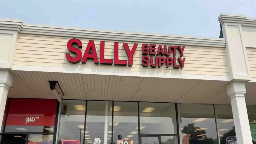 Sally Beauty Closing Stores