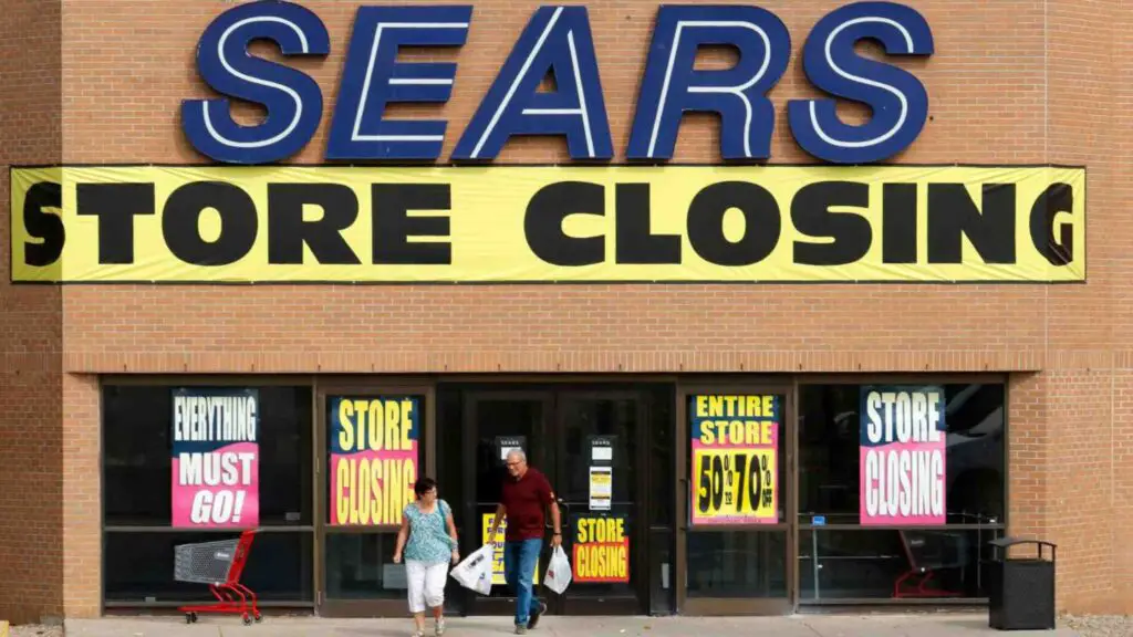 Is Sears going out of business in 2023