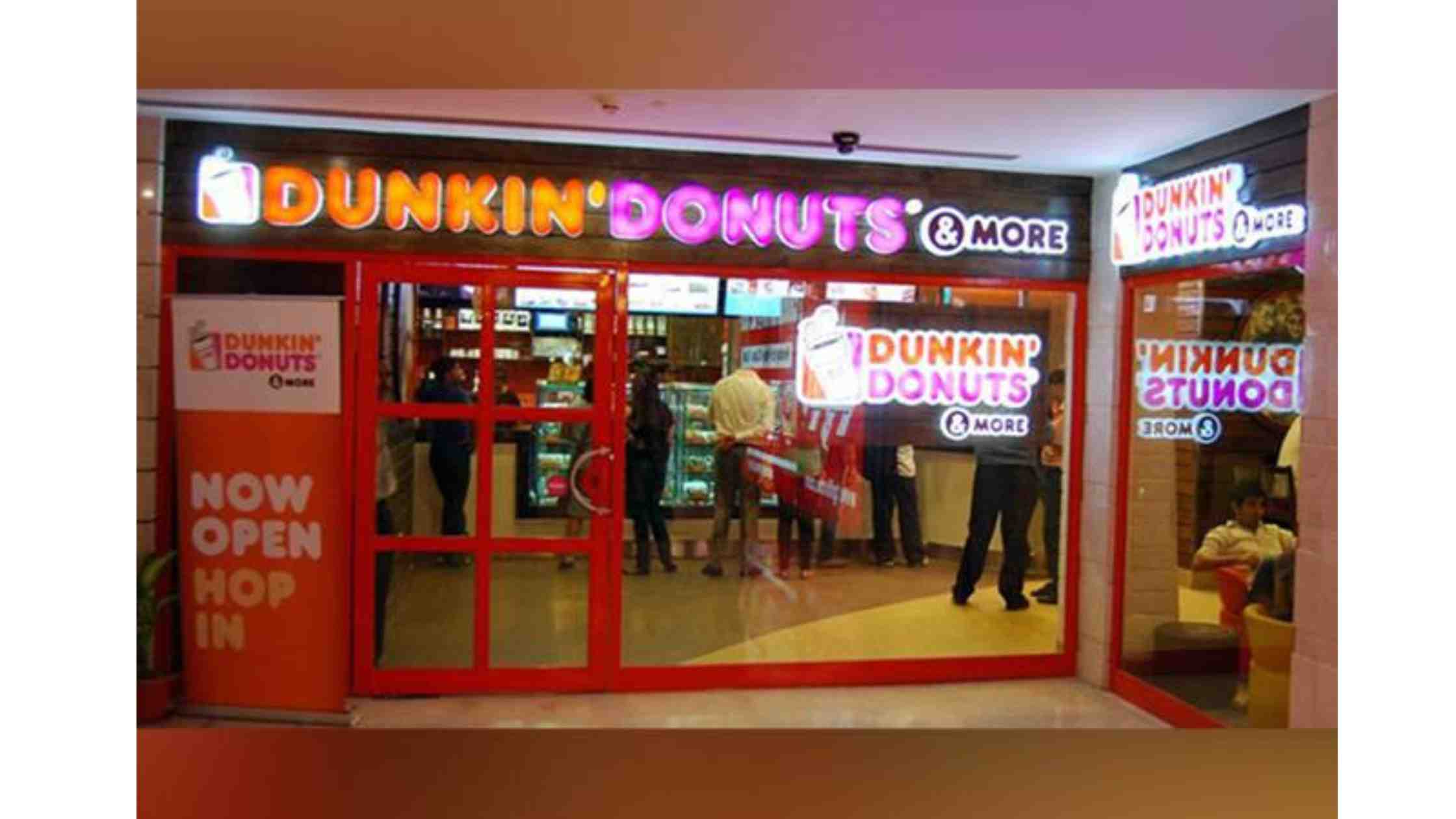 Dunkin Donuts closing stores