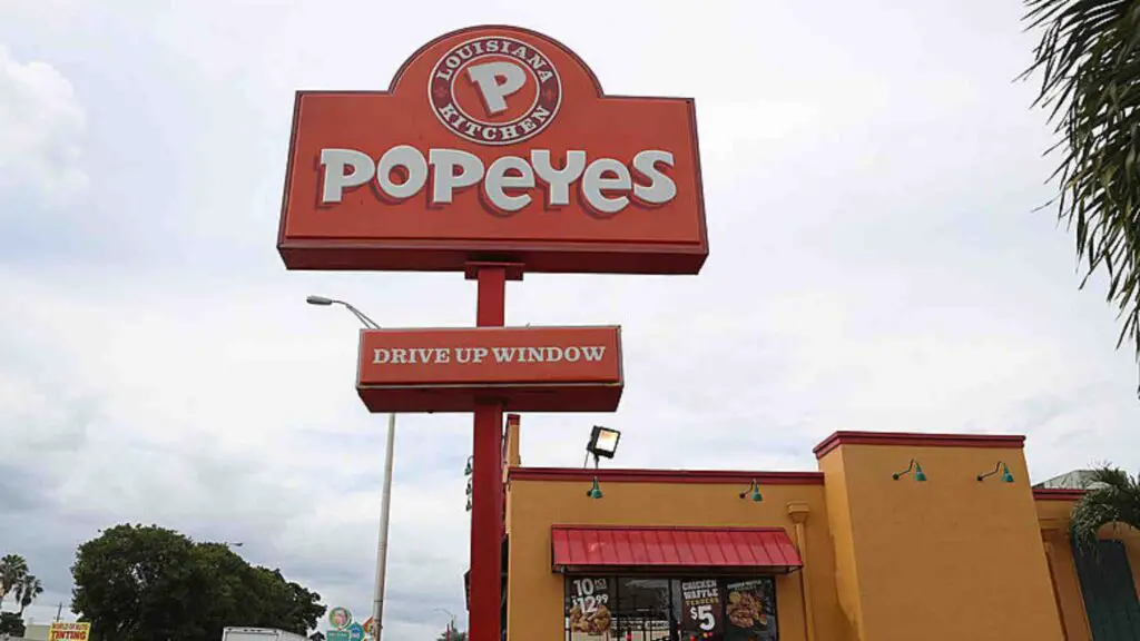 Popeyes closing stores 2024